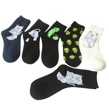 Load image into Gallery viewer, Art Socks