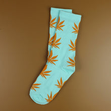 Load image into Gallery viewer, Weed Patterned Socks