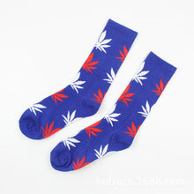 Load image into Gallery viewer, Weed Patterned Socks