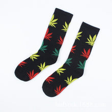 Load image into Gallery viewer, Weed Patterned Socks